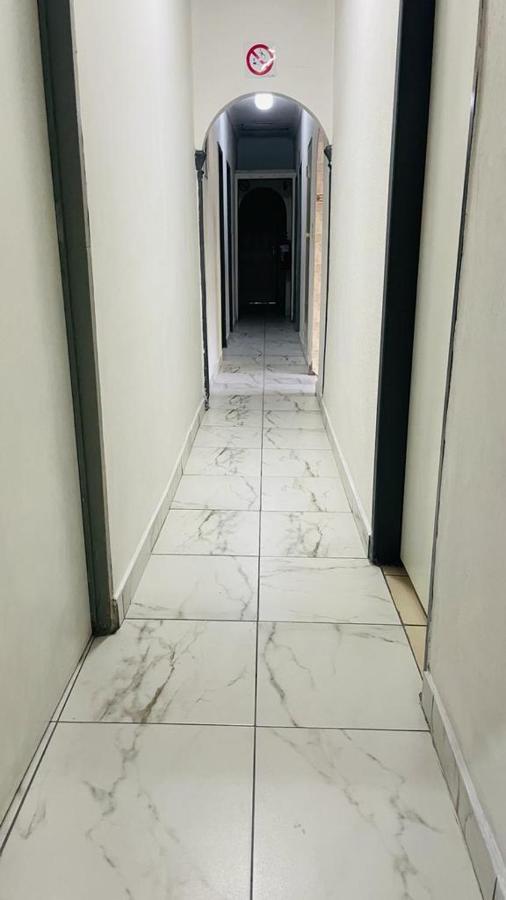 Host Hub Guest House كمبتون بارك المظهر الخارجي الصورة